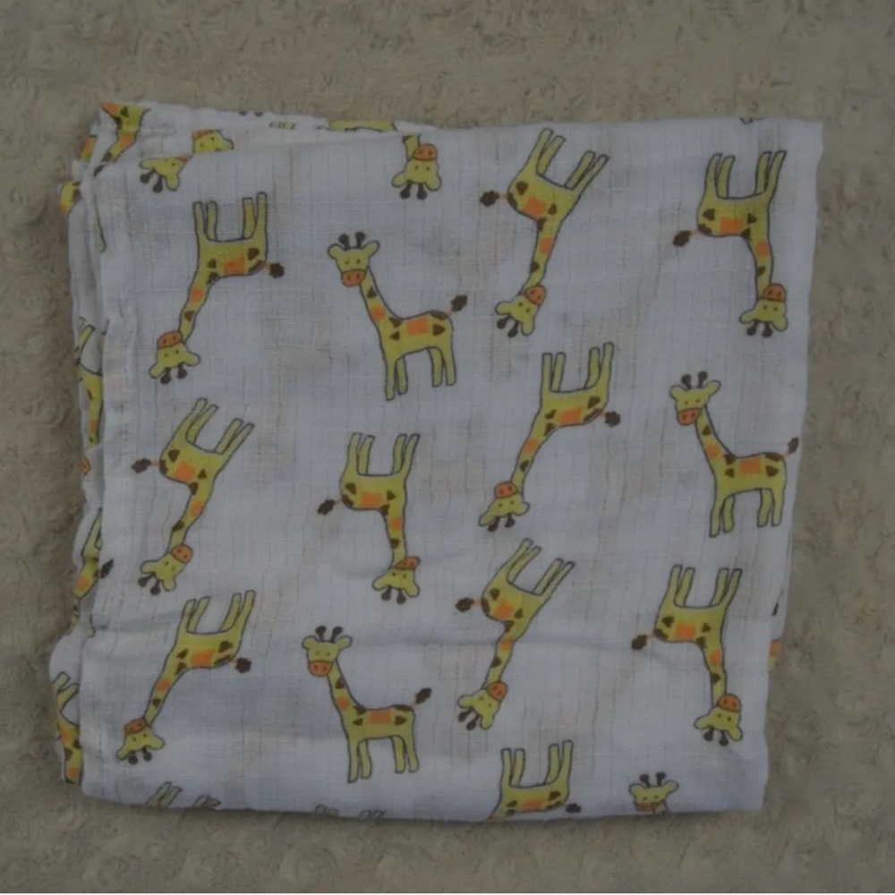 Ideal Baby by Aden + Anais Giraffes Swaddle Blanket White Yellow Orange Brown
